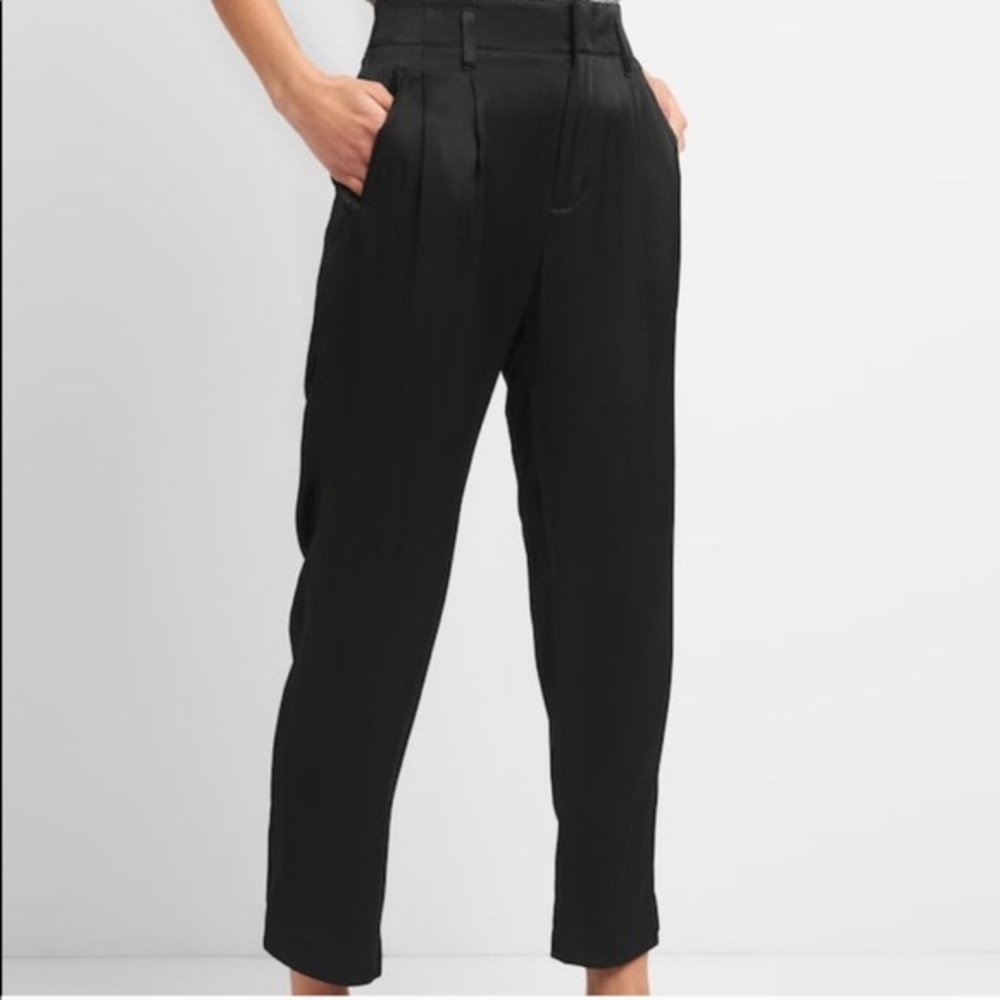 Gap Women Pleated Satin Trouser